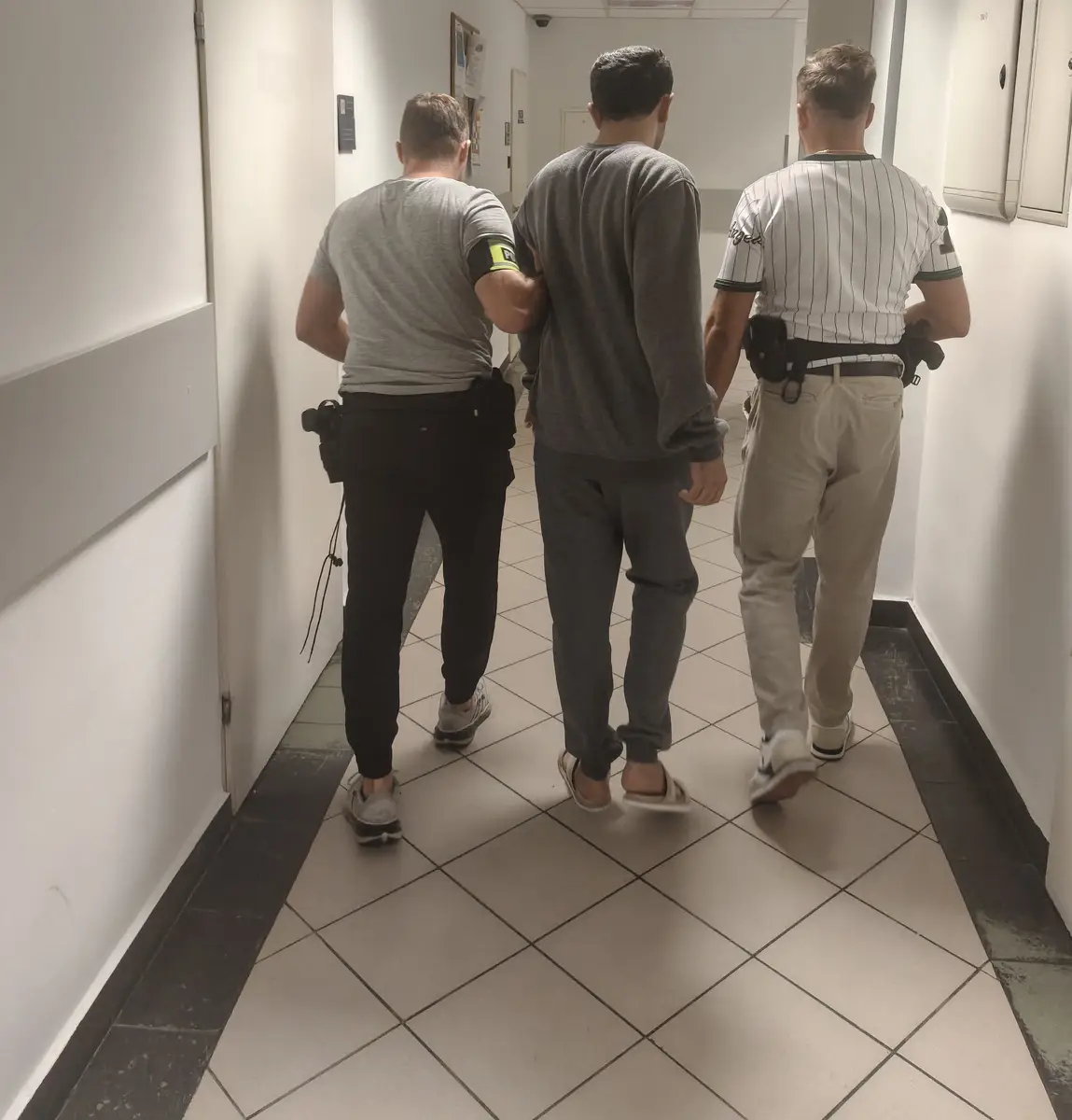 Zatrzymanie saudyjskiego kierowcy z ponad 1,8 promila alkoholu na parkingu termalnym